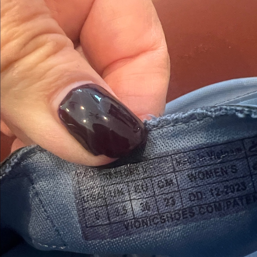 New without tags Vionic Restore II Unisex Recovery Comfort Sandal - Picture 7 of 7
